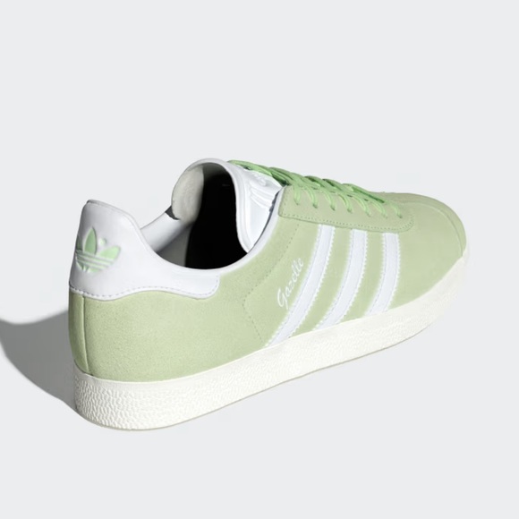 NWOB Adidas Light Green Gazelle Sneakers! - Picture 2 of 4